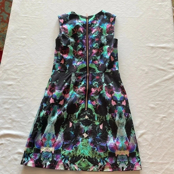 Milly Coco Orchard‎ Printed Sheath Dress Size 4 EUC - Picture 5 of 6